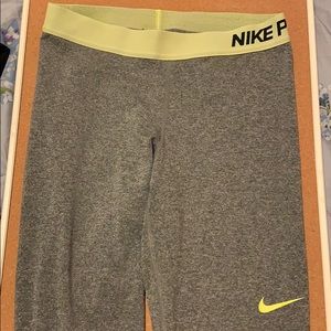 Nike Dri Fir woman’s leggings